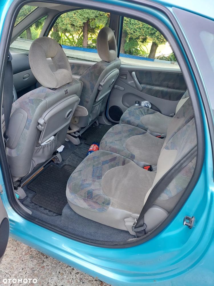 Citroën Xsara 2.0 HDi Confort - 4