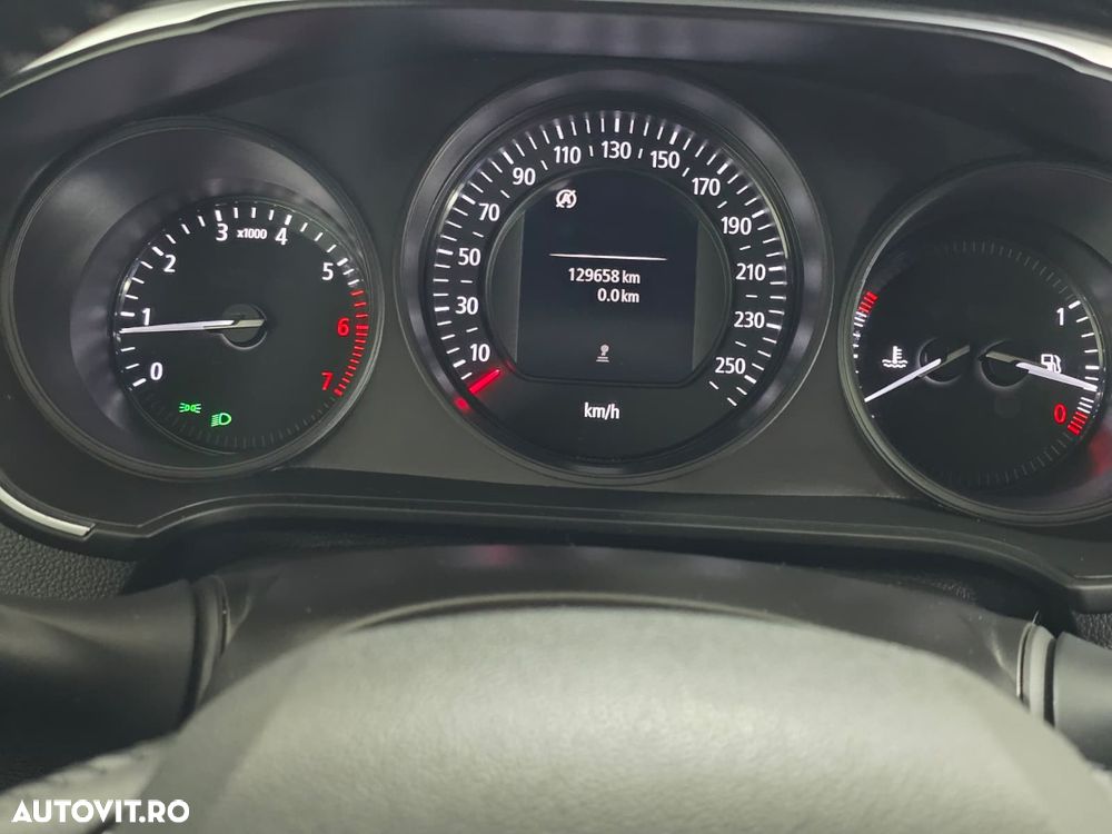 Renault Megane ENERGY TCe Life - 10