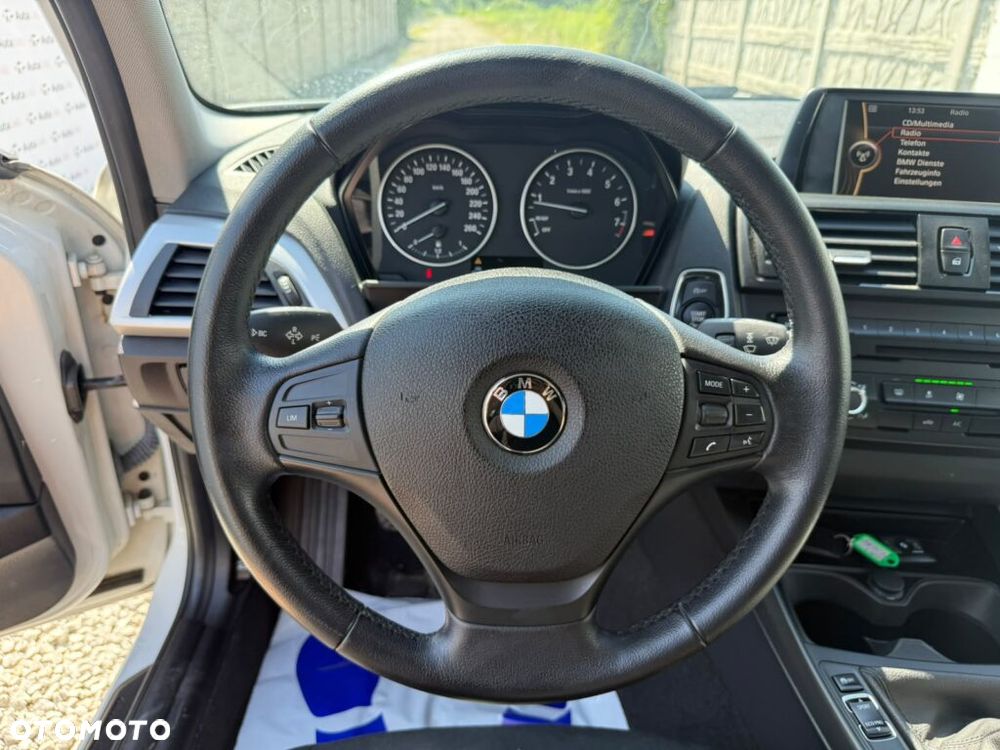 BMW Seria 1 114i - 8