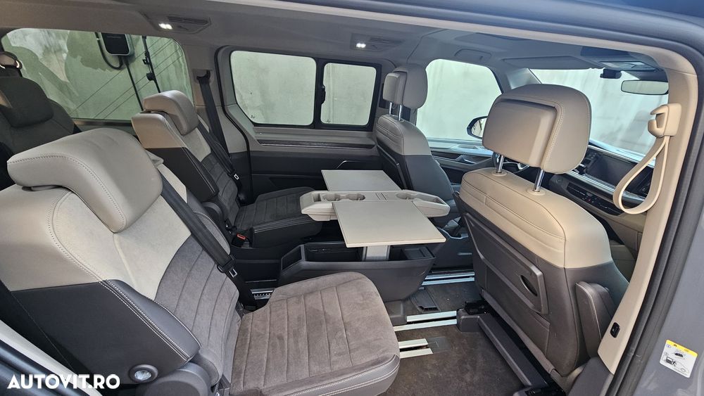 Volkswagen Multivan - 9