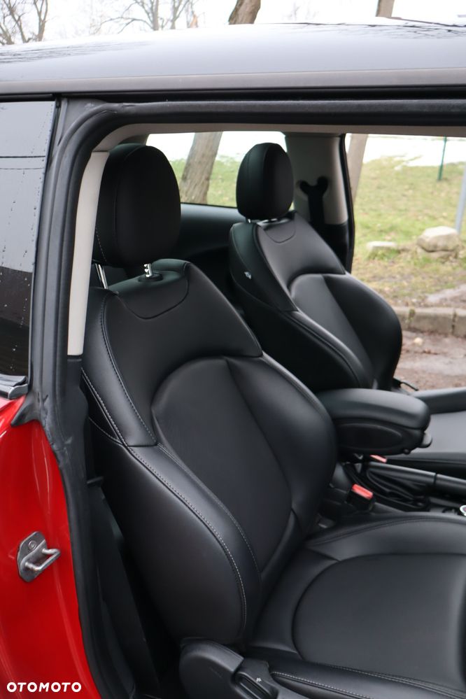 MINI Cooper Standard - 21