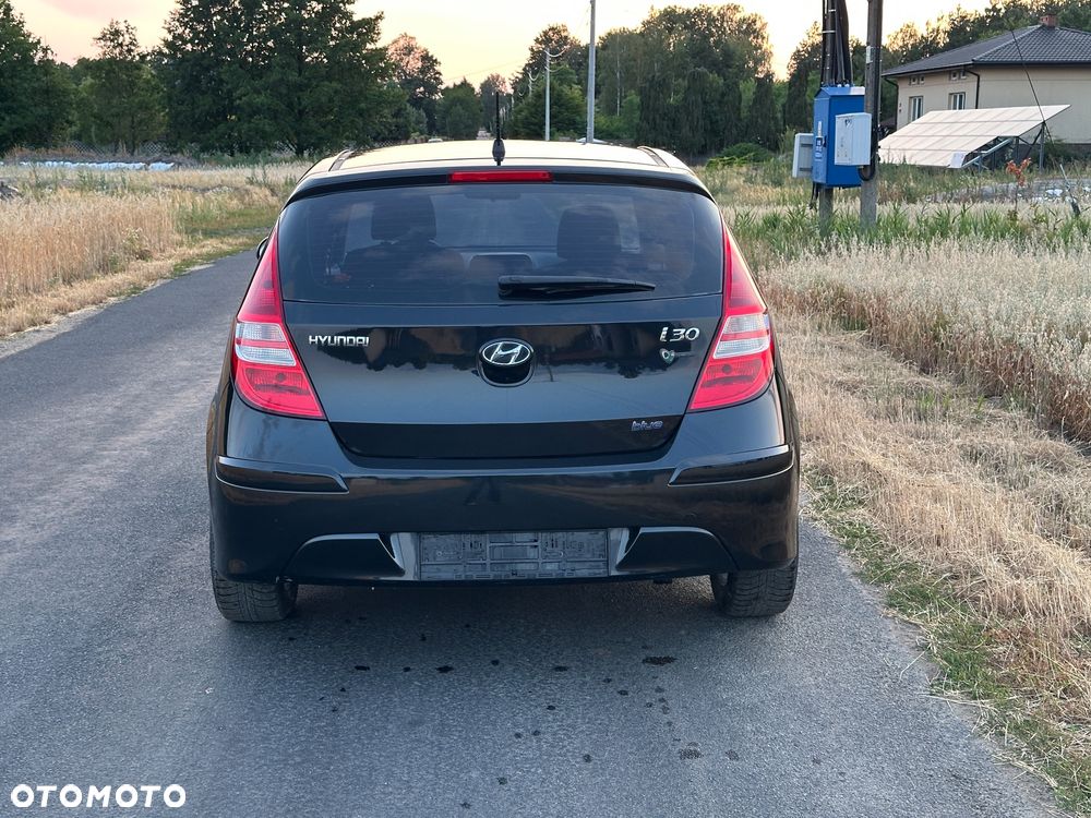 Hyundai i30 1.4 Blue Comfort - 18