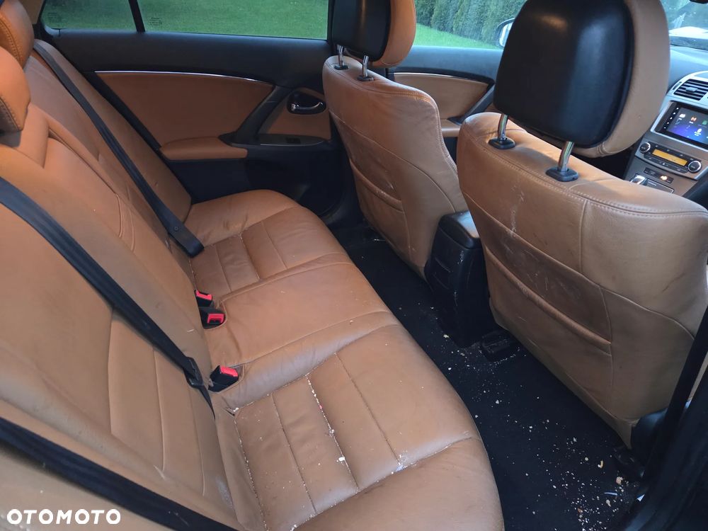 Toyota Avensis 1.8 Multidrive Business Edition - 8