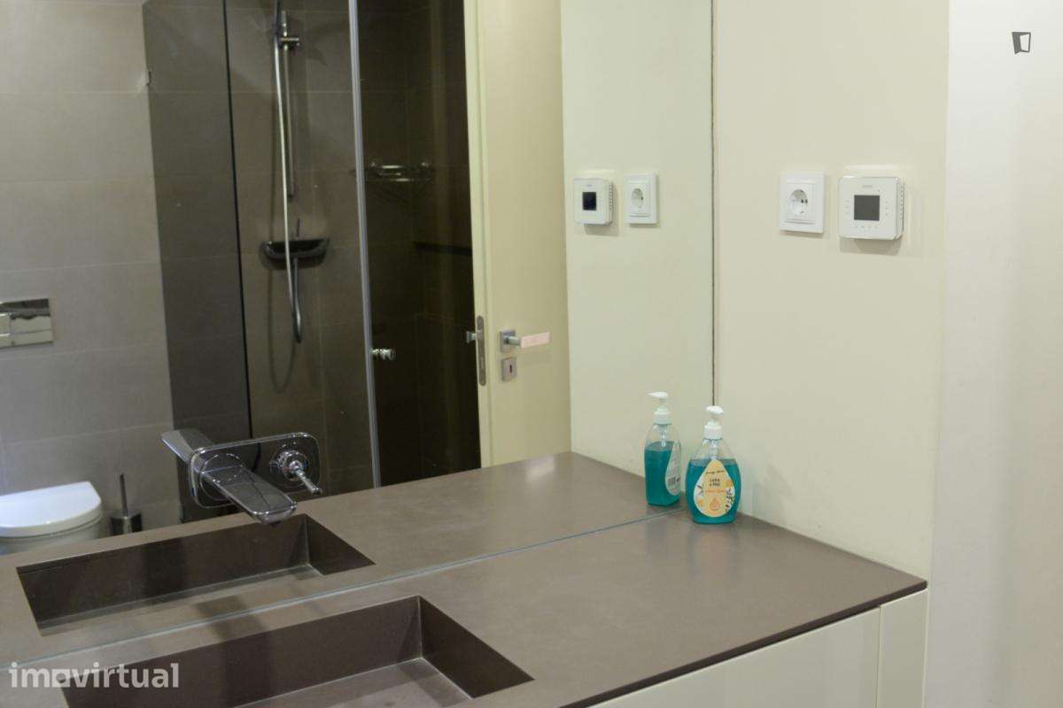 Apartamento com 2 quartos - localizado em São Sebastião Lisbon - Grande imagem: 2/29