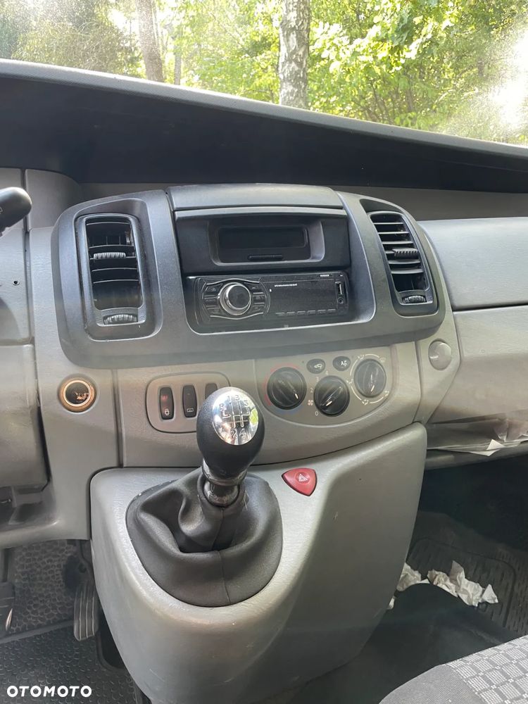 Renault Trafic - 8