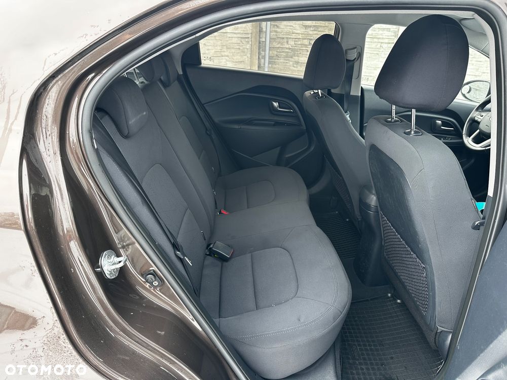 Kia Rio - 9
