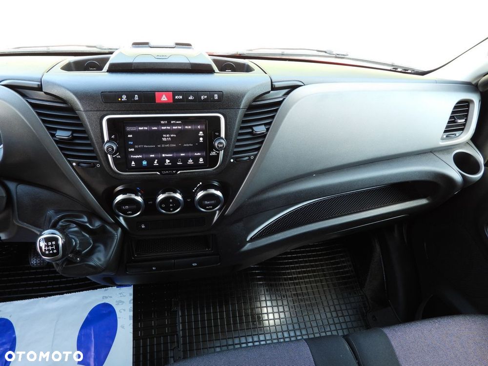 Iveco DAILY 50C18 PLANDEKA 11 PALET TEMPOMAT NAWIGACJA LEDY PNEUMATYKA BLIŹNIACZE KOŁA KLIMATYZACJA  180KM - 37