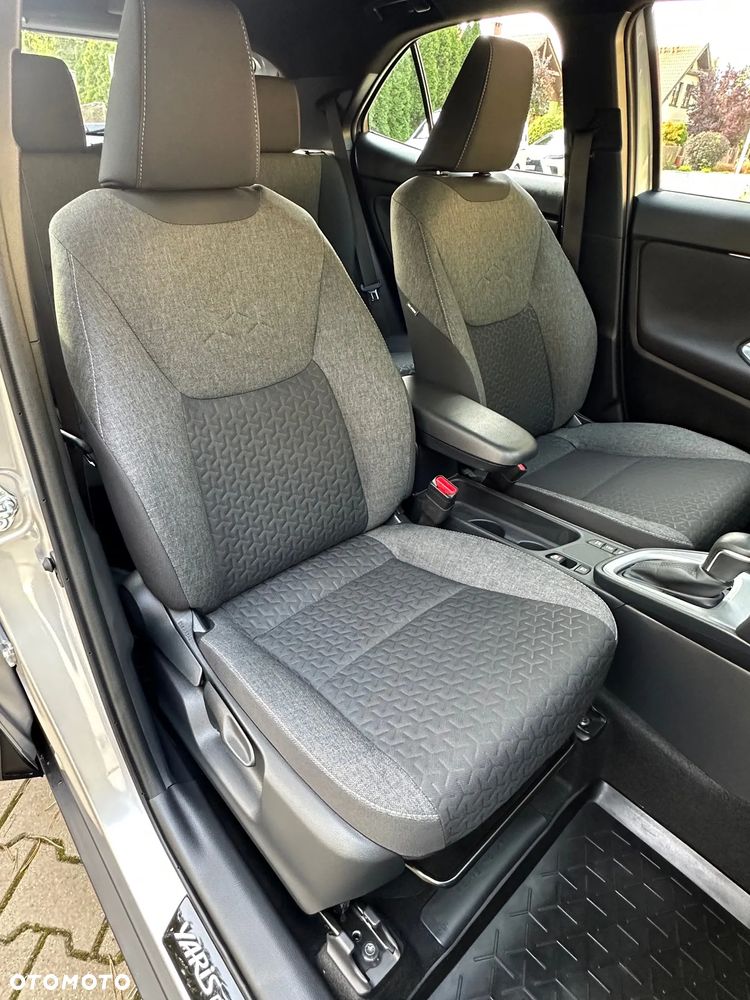 Toyota Yaris Cross Hybrid 1.5 VVT-i Elegant - 37