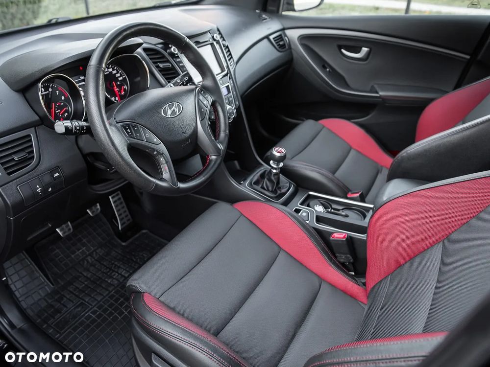 Hyundai i30 1.6 T GDI Turbo - 16