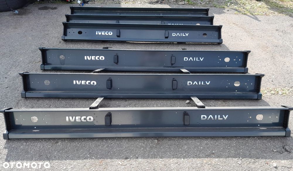 ZDERZAK BELKA TYŁ IVECO DAILY 99-22 - 1