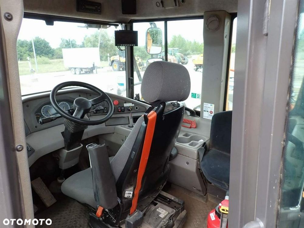 Volvo A35G - 4