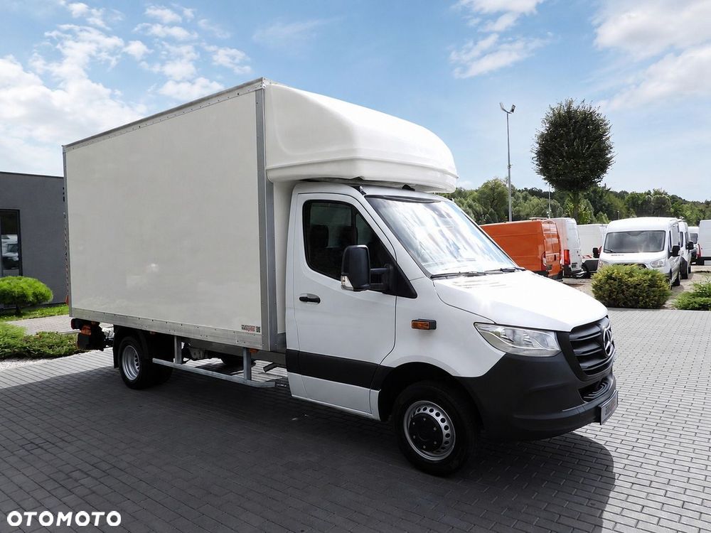 Mercedes-Benz SPRINTER 515 KONTENER WINDA 8 PALET TEMPOMAT BLIŹNIACZE KOŁA KLIMATYZACJA  150KM - 5