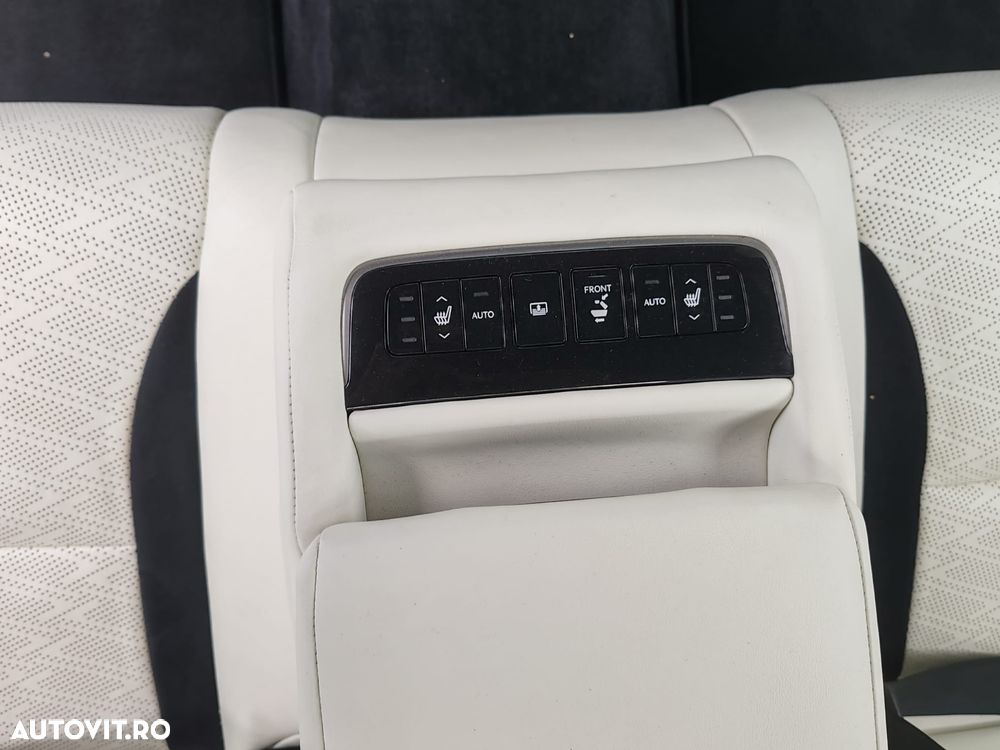 Lexus Seria LS - 22