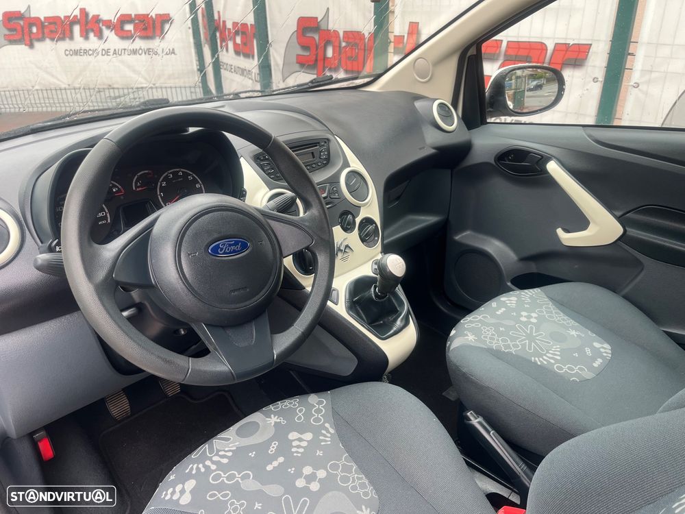 Ford KA 1.2 City - 10