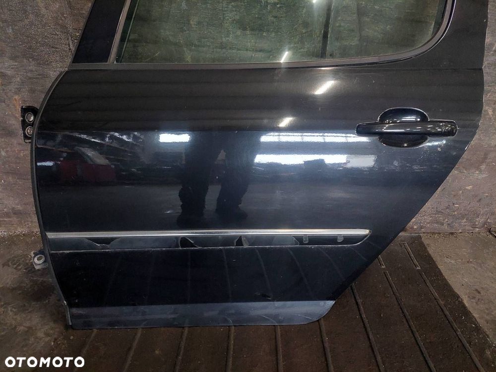 DRZWI KOMPLETNE LEWY TYŁ PEUGEOT 407 I SEDAN EXLD - 2