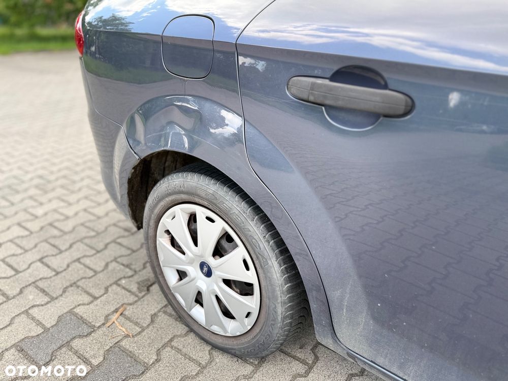 Ford Mondeo 2.0 TDCi Titanium - 17