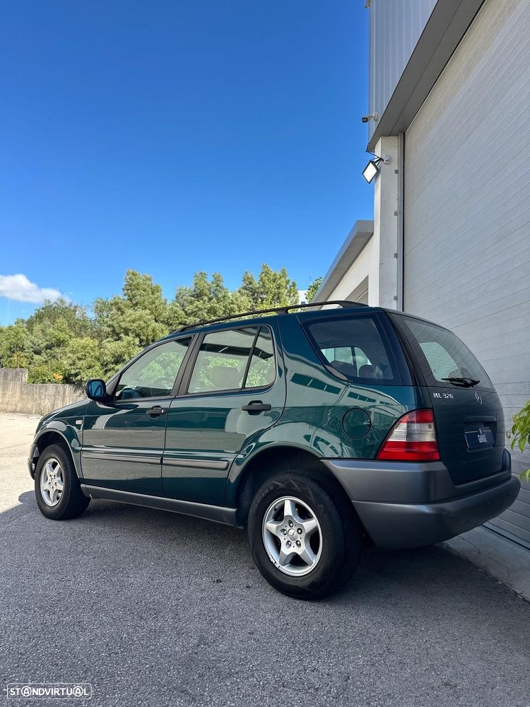 Mercedes-Benz ML 320 Standard - 16