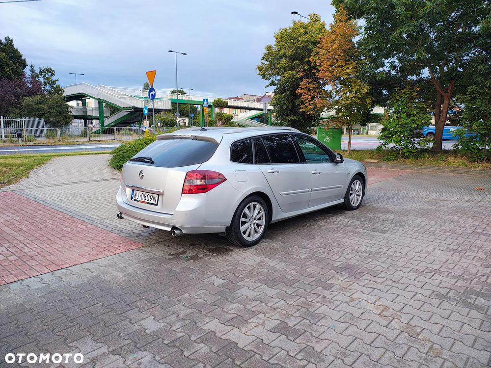 Renault Laguna 2.0 T Bose Edition - 9