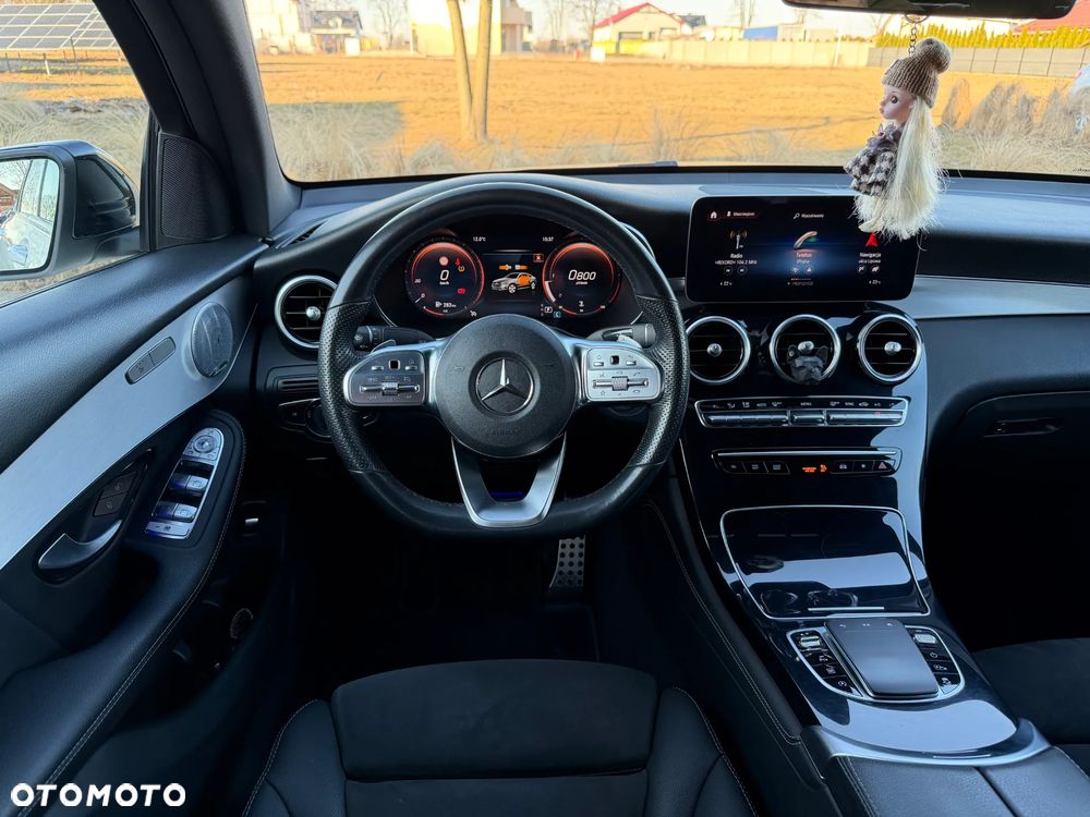 Mercedes-Benz GLC 300 d 4-Matic - 29