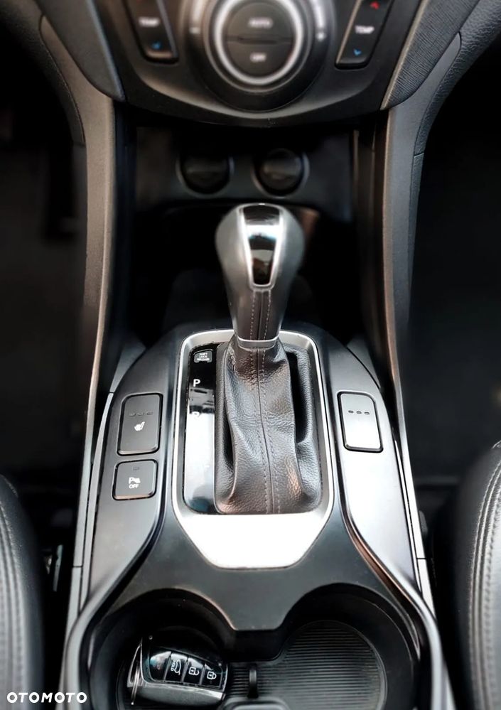 Hyundai Santa Fe 2.0 T Sport Utility - 25