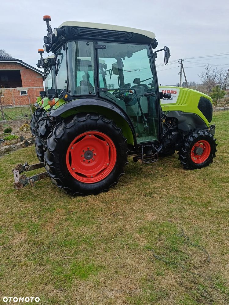 Claas Nexos - 4