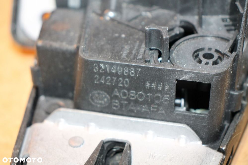 VOLVO V90 S90 ZAMEK KLAPY BAGAŻNIKA 32149887 - 2
