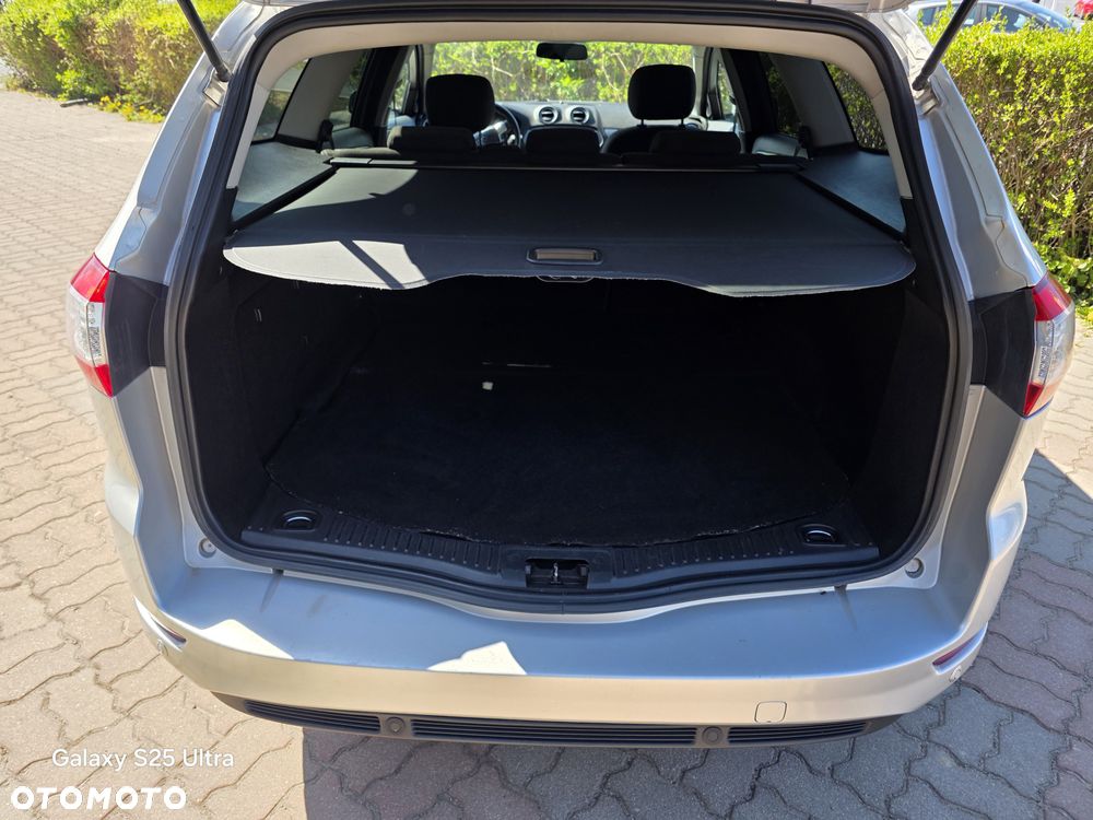 Ford Mondeo 2.0 TDCi Titanium - 11