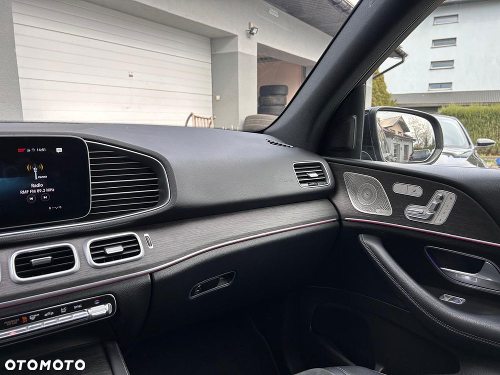 Mercedes-Benz GLE 300 d 4-Matic - 24