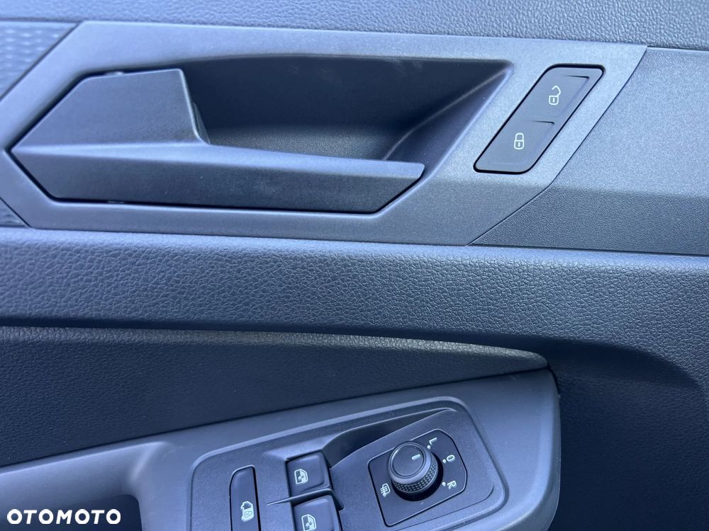 Ford Transit Connect - 26