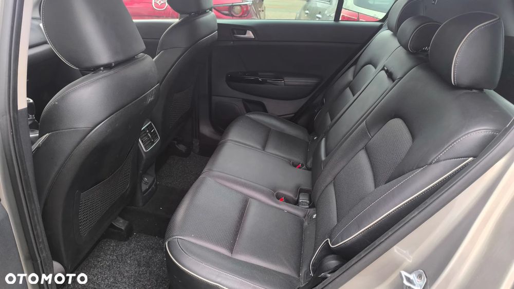 Kia Sportage 1.6 GDI Business Line 2WD - 10