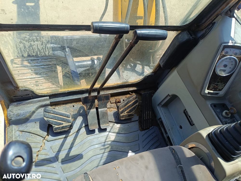 Hyundai R60-7 - 15