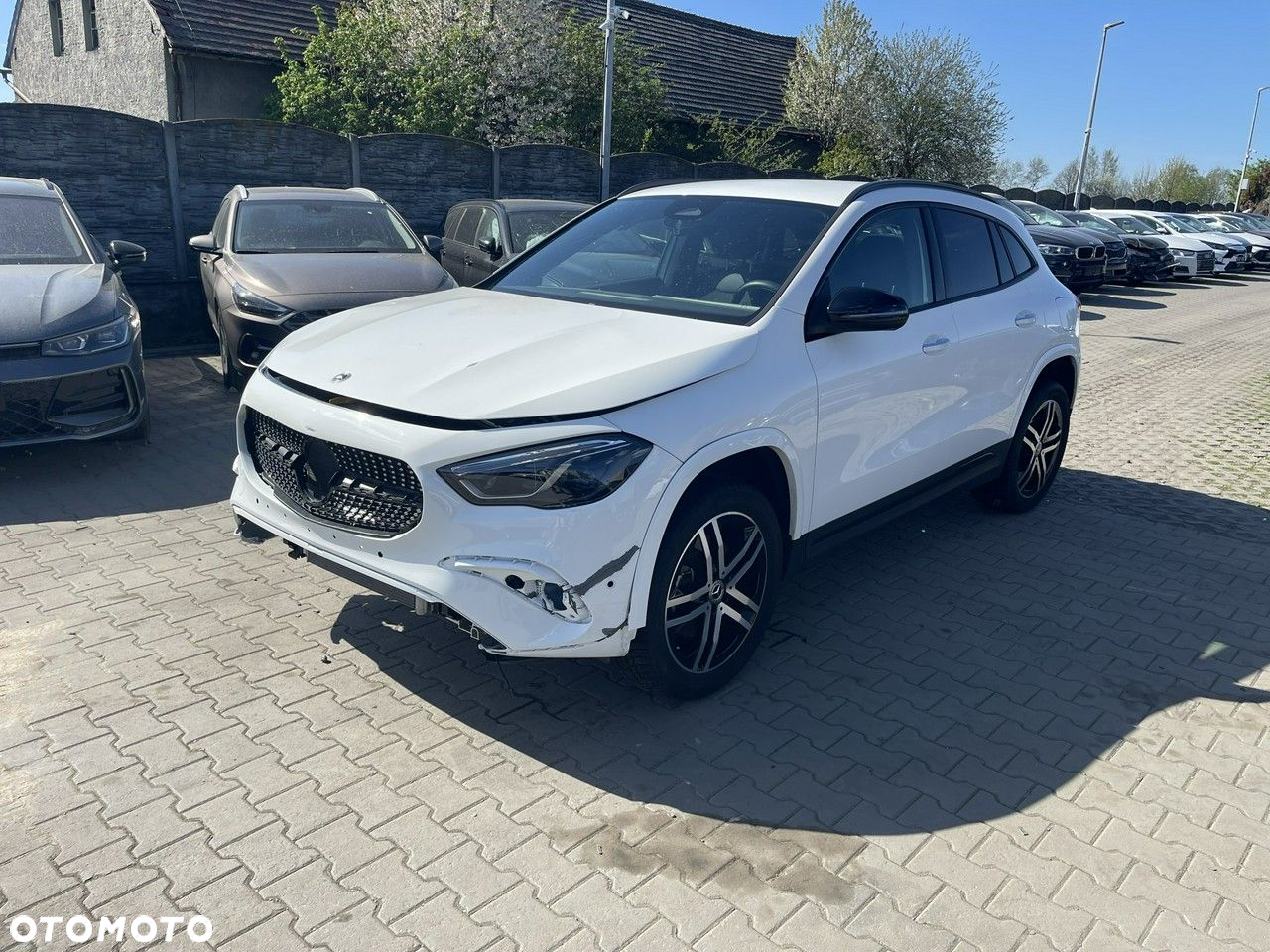 Mercedes-Benz GLA 200 d 4-Matic AMG Line - 2