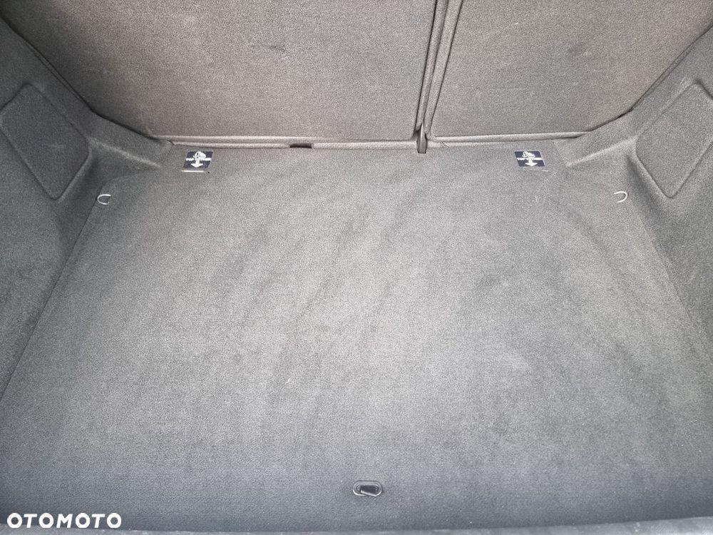 Peugeot 308 1.2 PureTech Active Pack S&S - 23