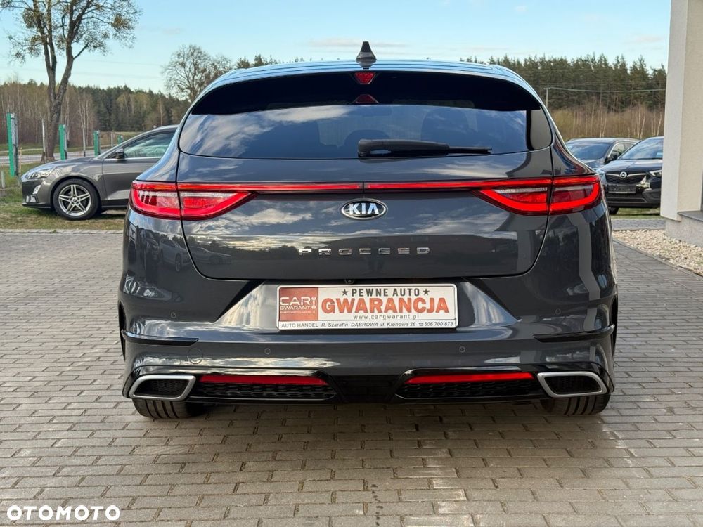 Kia ProCeed - 12
