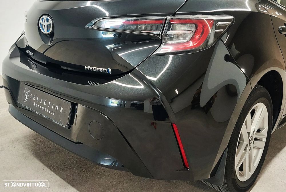 Toyota Corolla 1.8 Hybrid Comfort - 18