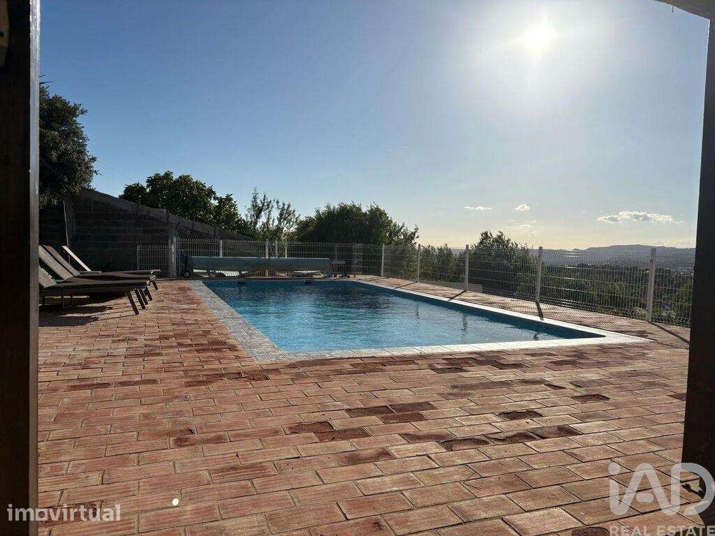 Casa / Villa T4 em - Grande imagem: 2/28