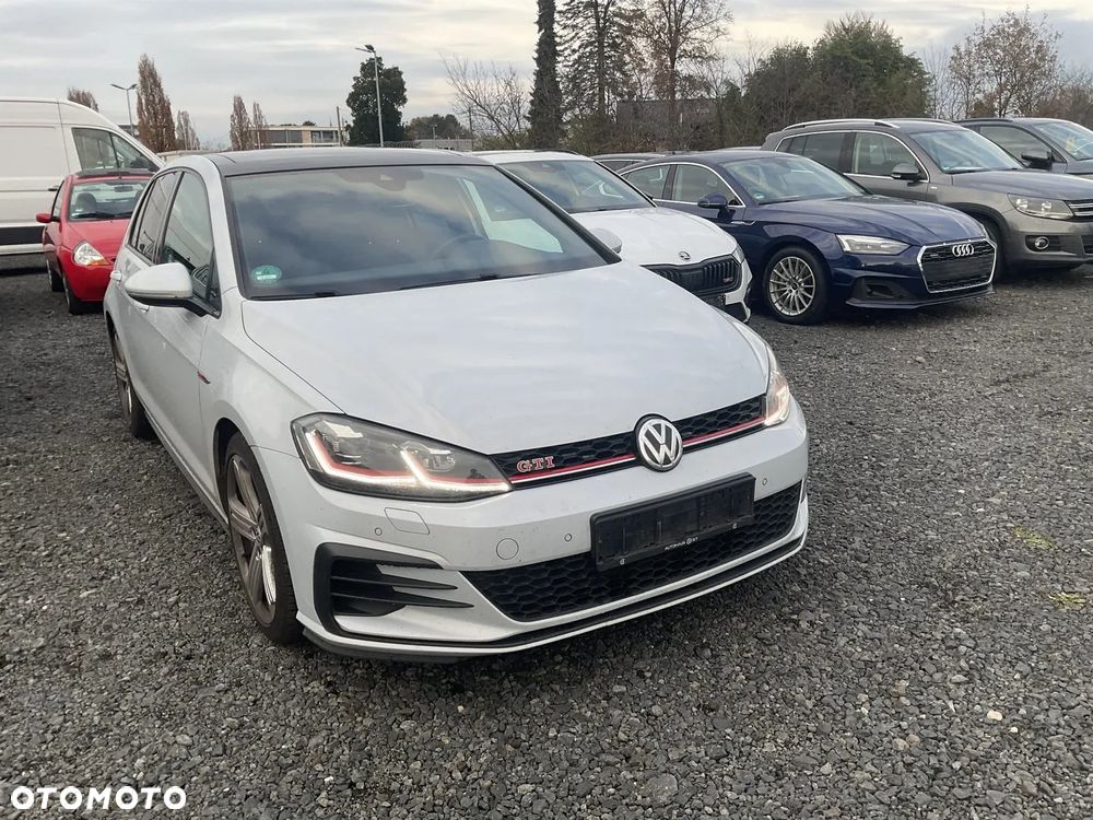 Volkswagen Golf GTI 2.0 TSI OPF DSG Performance - 2