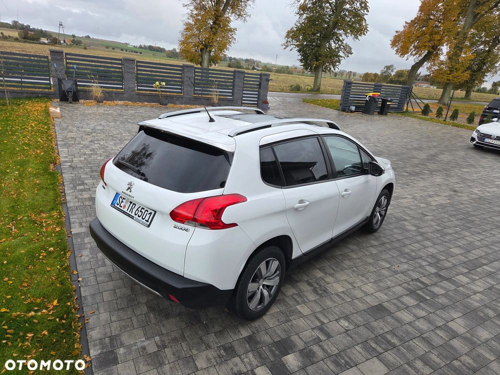 Peugeot 2008 Blue-HDi FAP 100 STOP & START Style - 12