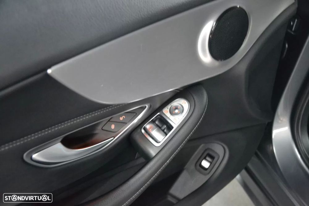 Mercedes-Benz C 250 d 9G-TRONIC AMG Line - 34