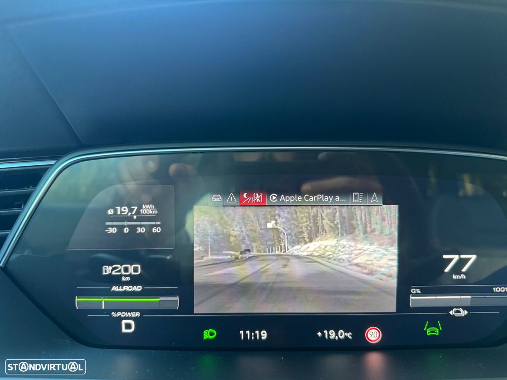 Audi e-tron 55 quattro S line - 32