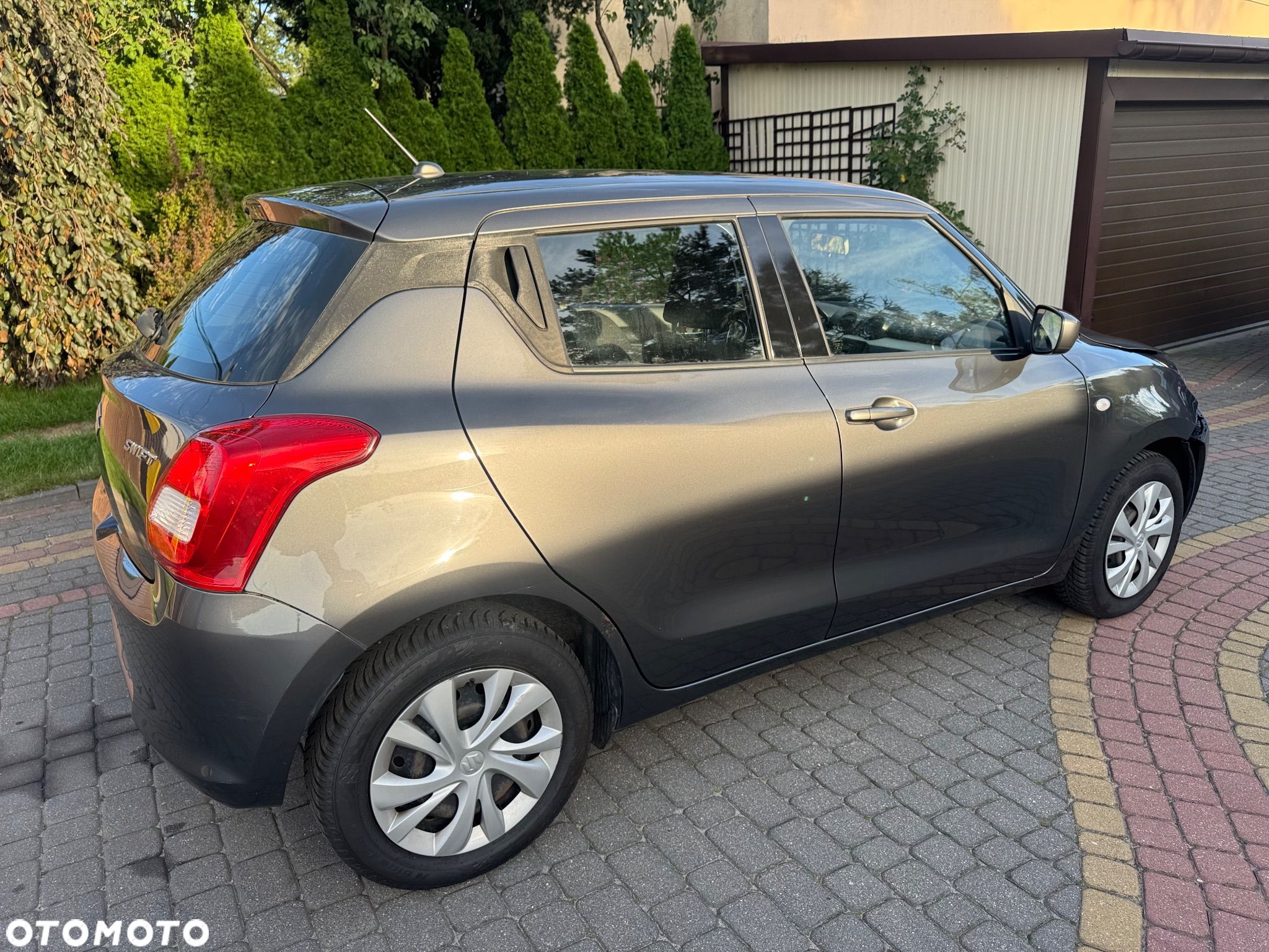 Suzuki Swift 1.2 Dualjet - 1