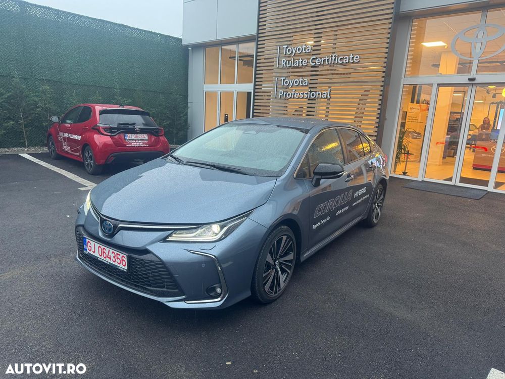 Toyota Corolla TS 1.8 HSD Dynamic - 3