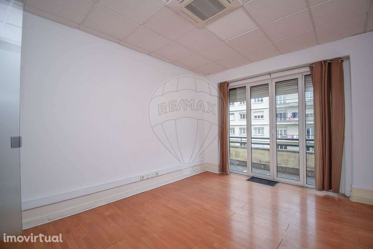 Apartamento T8 para arrendamento - Grande imagem: 3/22