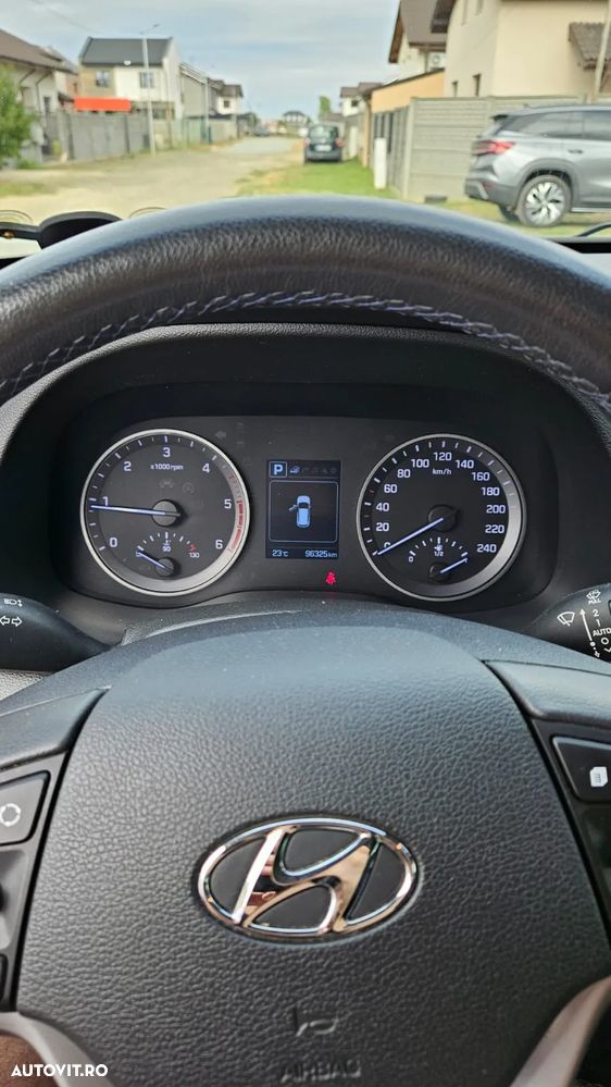 Hyundai Tucson blue 1.7 CRDi 2WD DCT Style - 14