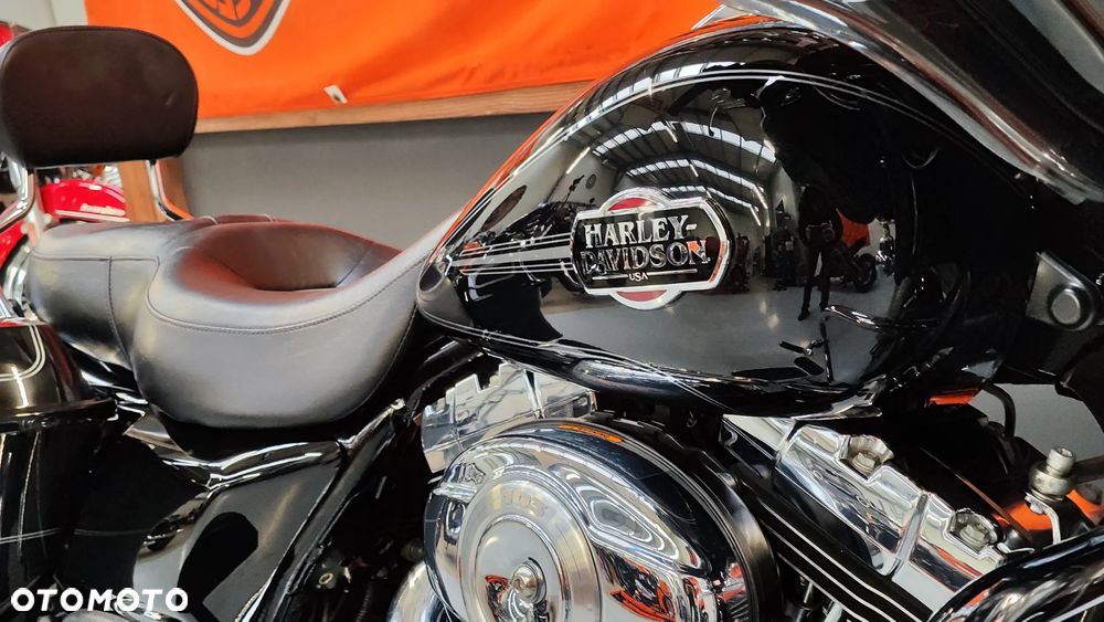 Harley-Davidson Touring Electra Glide - 16