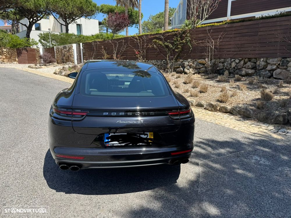 Porsche Panamera 4 S Executive - 4