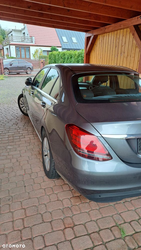 Mercedes-Benz Klasa C 220 d 9G-TRONIC - 12