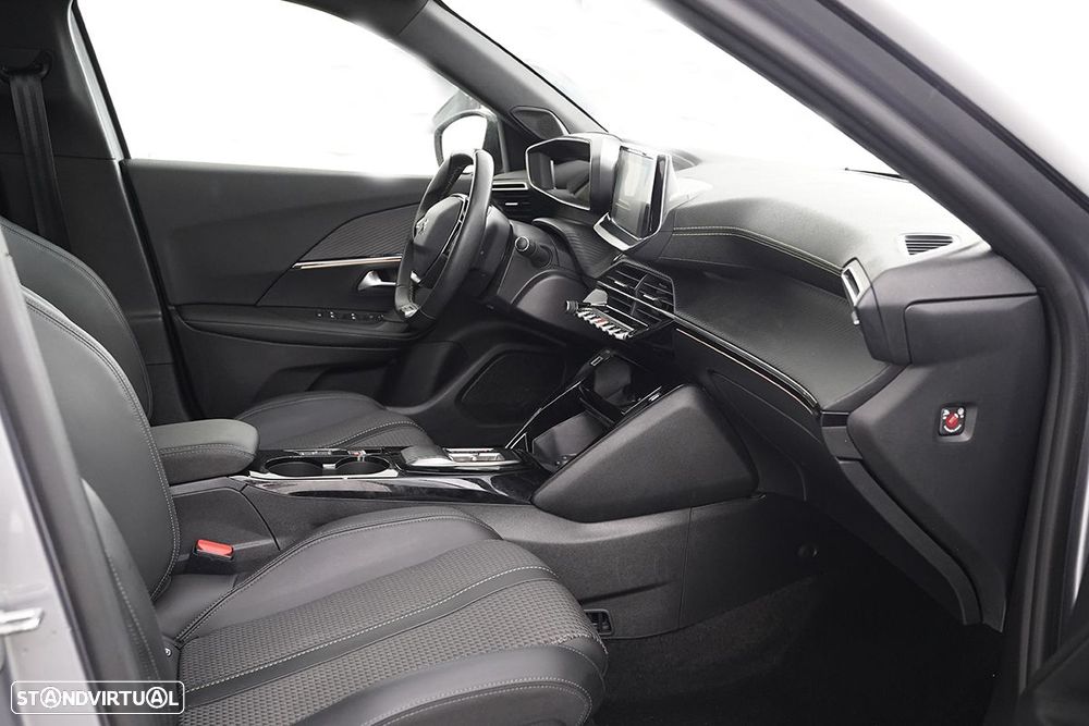 Peugeot e-2008 50 kWh GT - 20