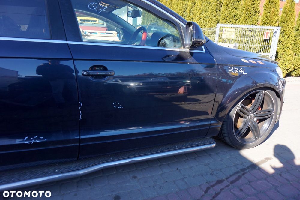 DRZWI PRZEDNIE PRAWE Q7 4L LIFT LZ5Q  CZARNY AUDI 2009-2015 - 2