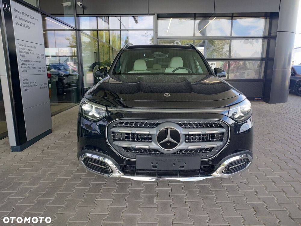 Mercedes-Benz GLB - 2